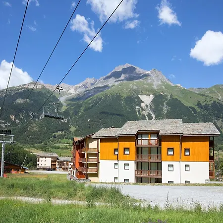 Appartement In With Mountain Views