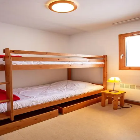 Appartement In With Mountain Views *